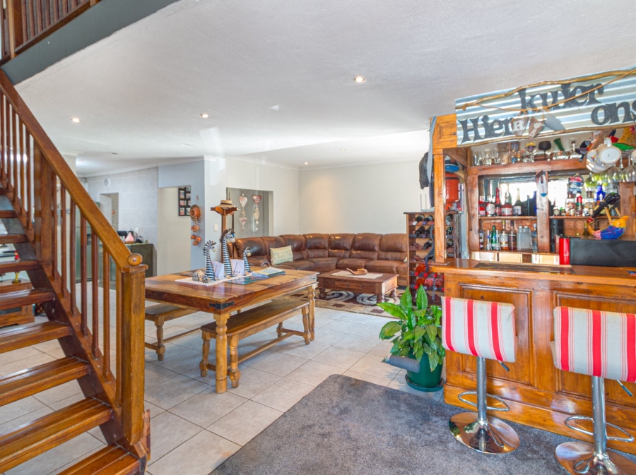 3 Bedroom Property for Sale in Meerhof North West